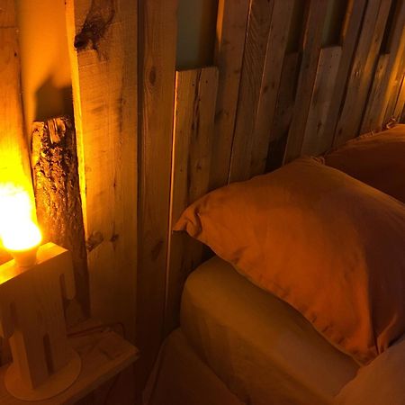 Bed and Breakfast Le Moulin De Razou Brassy Экстерьер фото